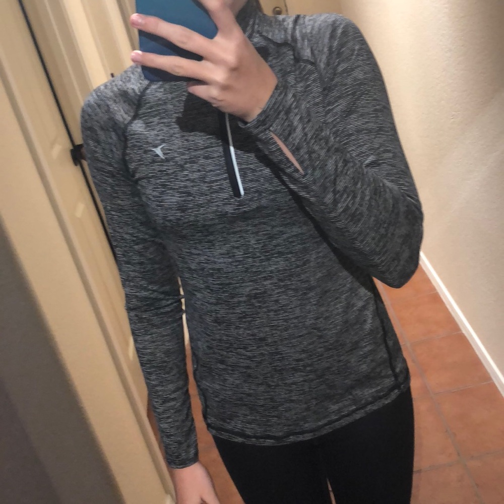 Old navy pullover